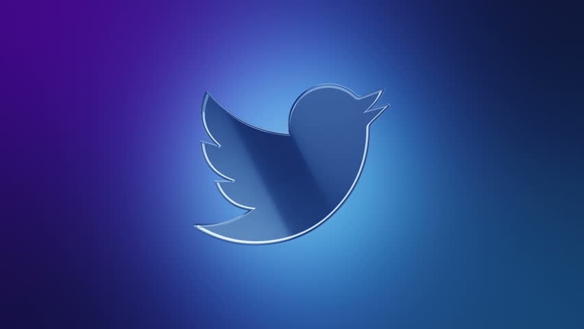 twitter @augustoalcu